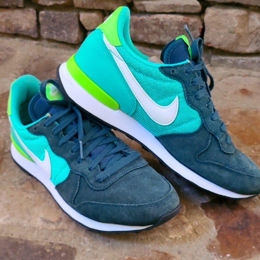 Nike Running Shoes Sneakers Wm Sz 9